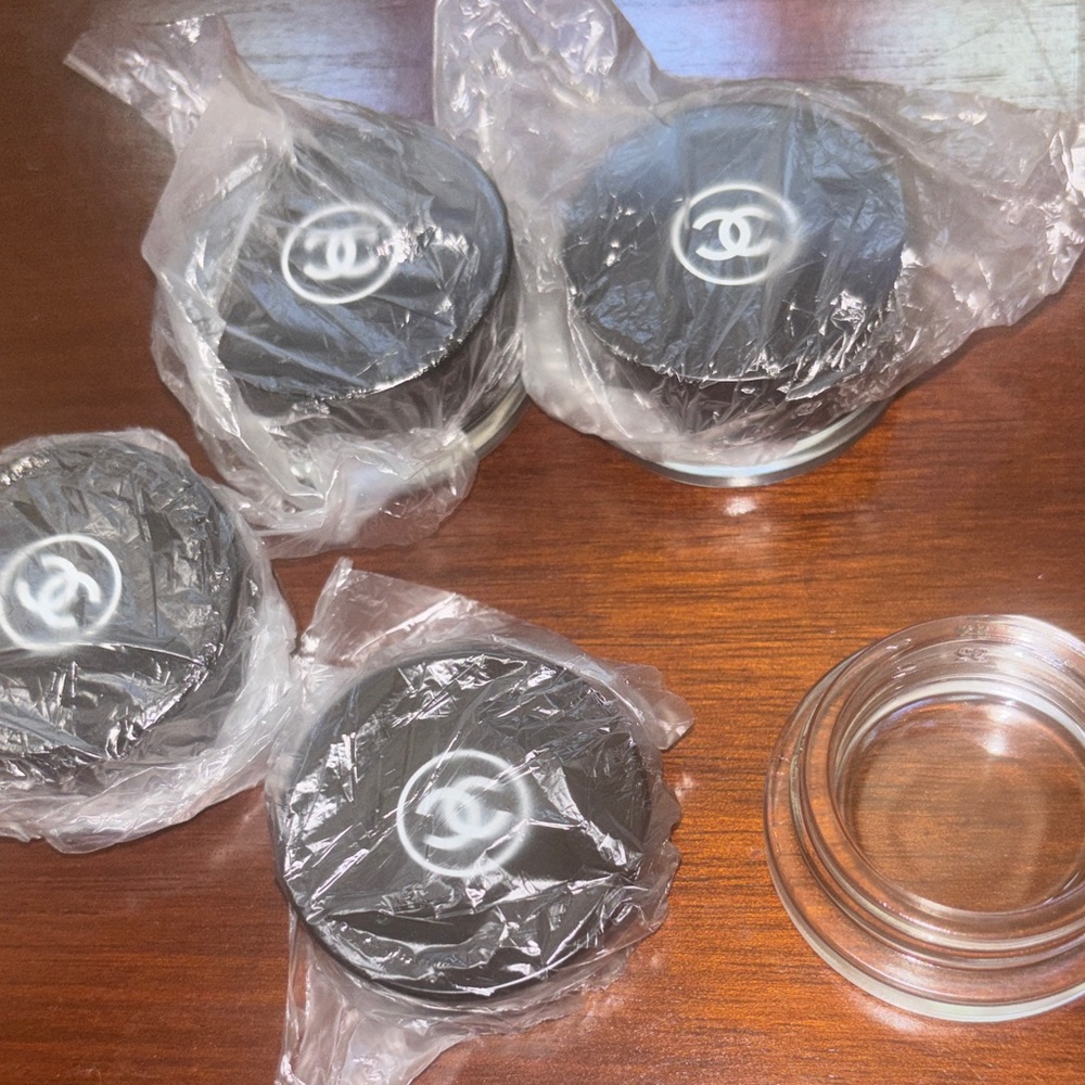 CHANEL Glass Jar container (4)
